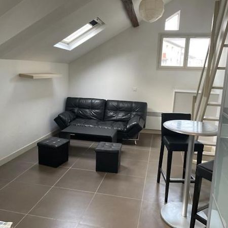 Appartements Sympas Et Confortables Proche De Paris ナンテール エクステリア 写真